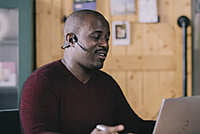 Shokz OpenComm2 UC Headset Shokz OpenComm2 UC Headset